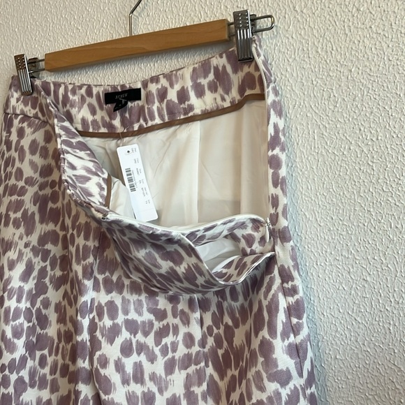 Leopard Print Wide-Leg Pants - Picture 7 of 9